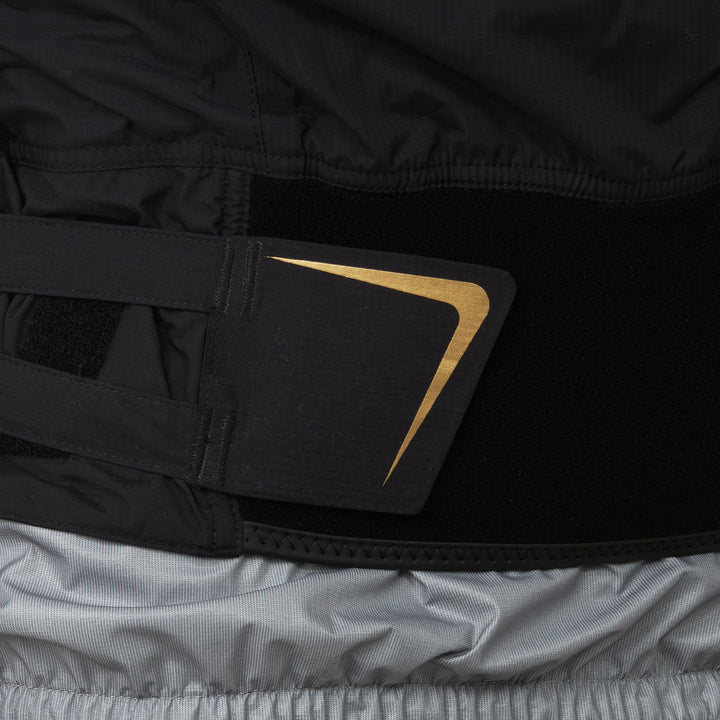 Duke Dry Top Blackout ♻